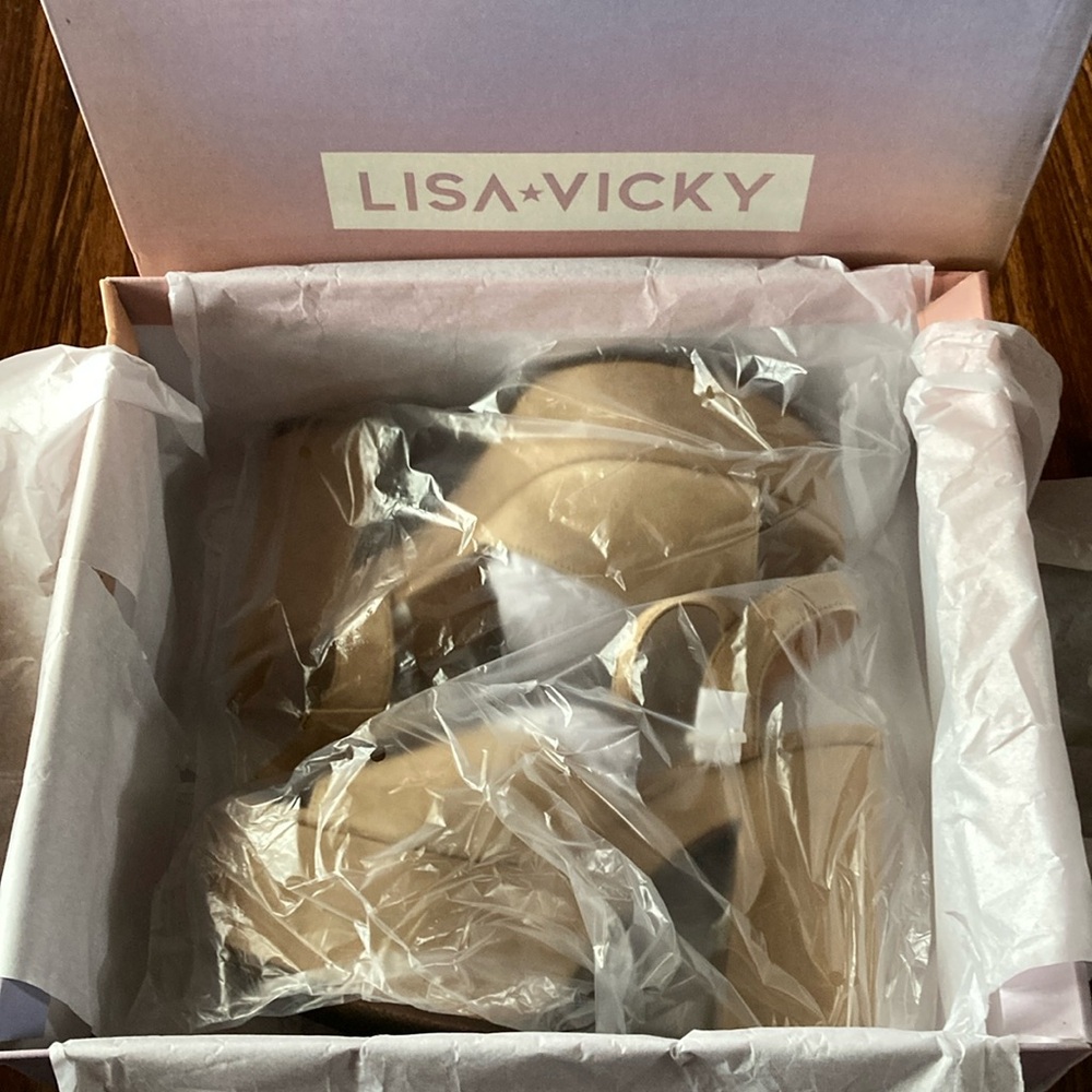 Lisa Vicky 5” Tan Suede Sandals/Heels - Picture 2 of 7